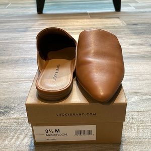 Lucky Brand Mule Macaroon Size 8.5